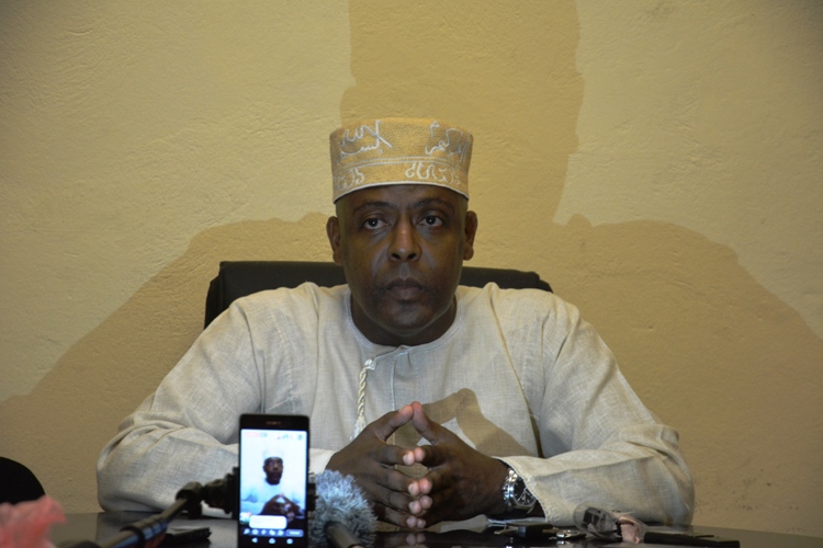image Football : compétition internationale (Afrique)  Volcan et Miracle, ambassadeurs des Comores
